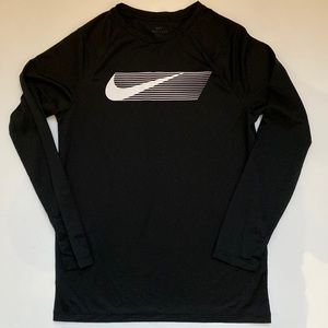Nike boys dri fit long sleeve tee YL